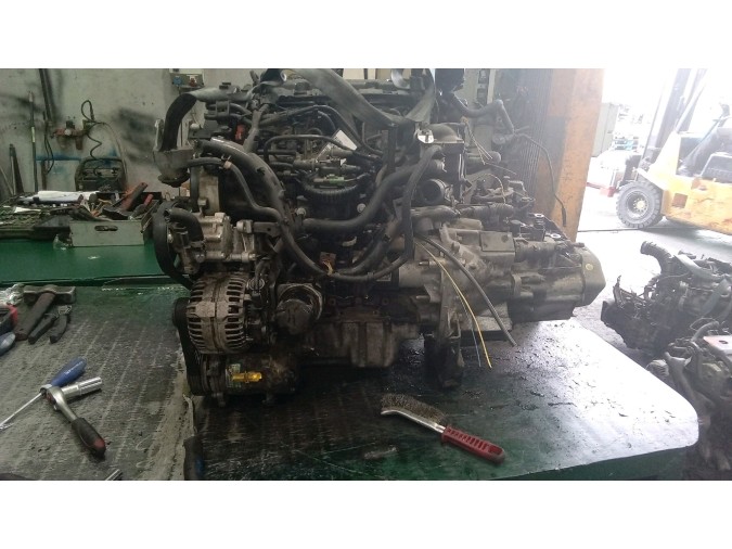 MOTOR CON ACCESORIOS Y CAJA DE CAMBIOS CITROEN C5 37735