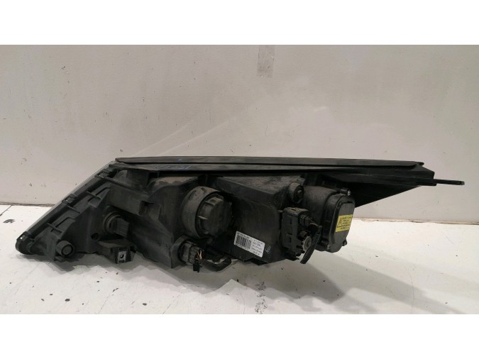 FARO DELANTERO DERECHO KIA SPORTAGE 2015