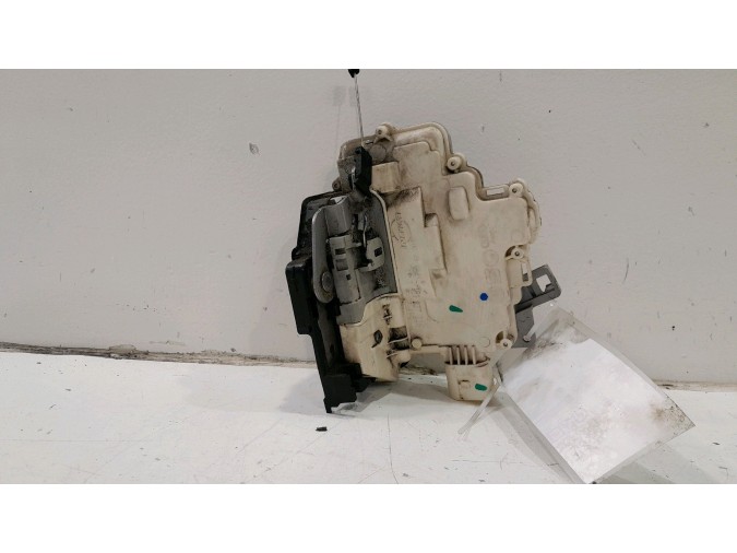 CERRADURA PUERTA DELANTERA DERECHA SEAT ALTEA 2007