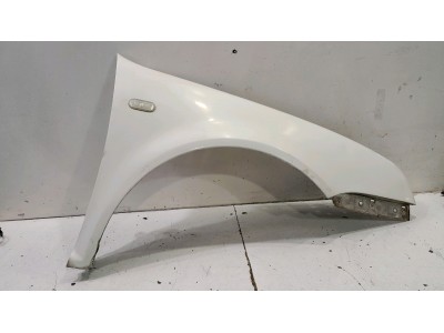 ALETA DELANTERA DERECHA VOLKSWAGEN GOLF BLANCA 2000
