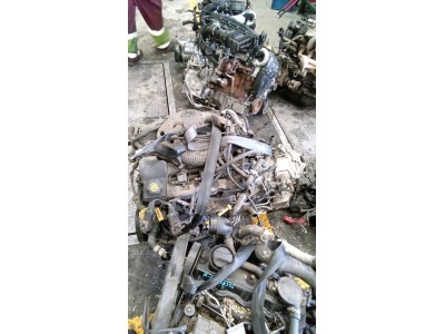 MOTOR CON ACCESORIOS Y CAJA DE CAMBIOS CHRYSLER 300M 1999