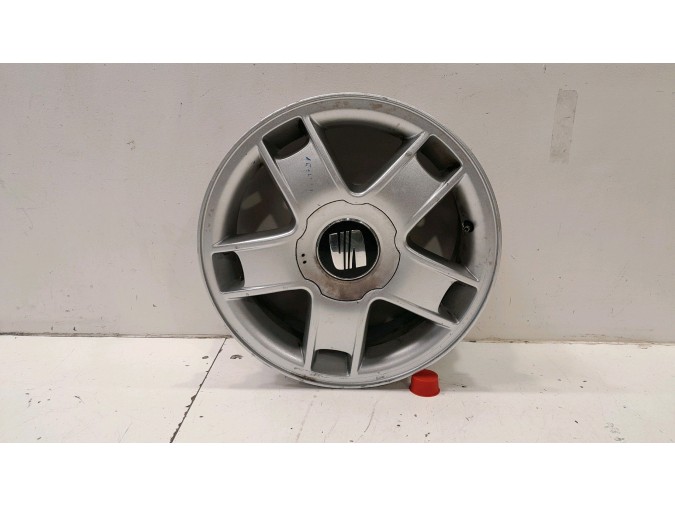 LLANTA SO SEAT LEON 2001
