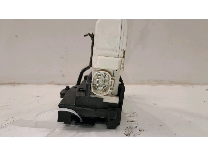 CERRADURA PUERTA TRASERA DERECHA SEAT ALHAMBRA 2001