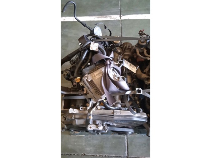 MOTOR CON ACCESORIOS Y CAJA DE CAMBIOS ALFA ROMEO GT 2005