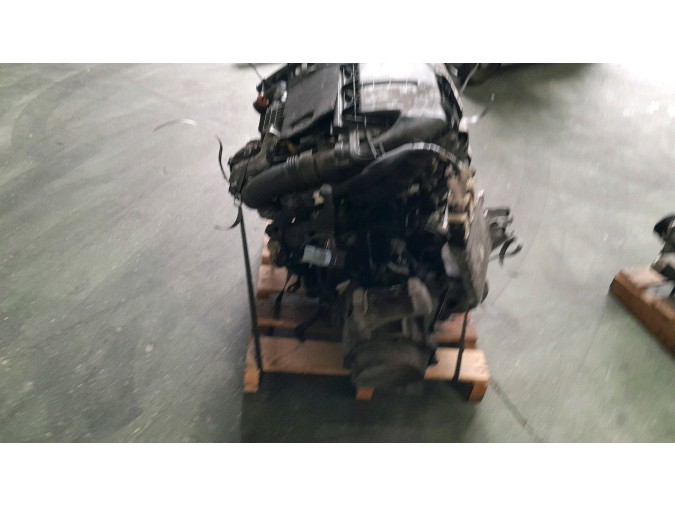 MOTOR CON ACCESORIOS Y CAJA DE CAMBIOS PEUGEOT 508 2011