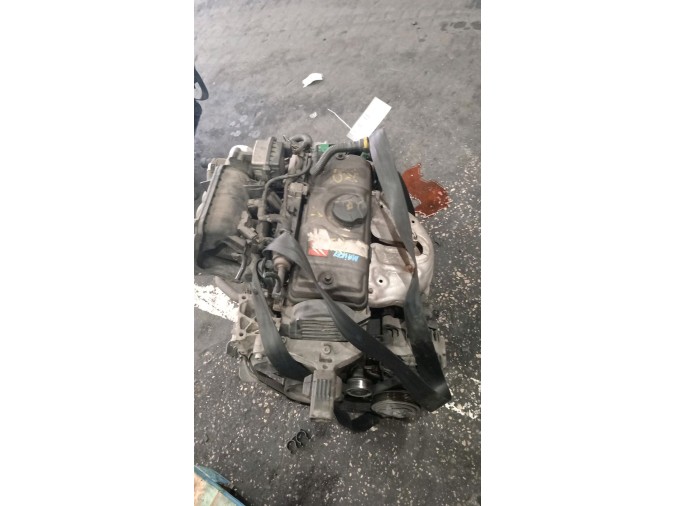 MOTOR CON ACCESORIOS Y CAJA DE CAMBIOS CITROEN C2 2005