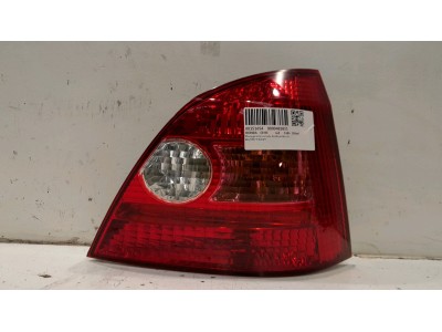 PILOTO TRASERO DERECHO HONDA CIVIC 2002