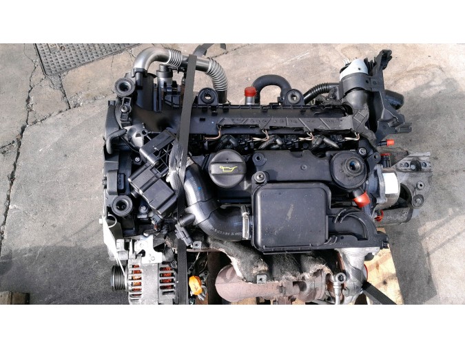 MOTOR CON ACCESORIOS Y CAJA DE CAMBIOS PEUGEOT 207 2000
