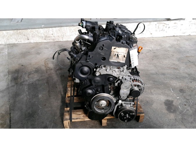 MOTOR CON ACCESORIOS Y CAJA DE CAMBIOS PEUGEOT 207 2000