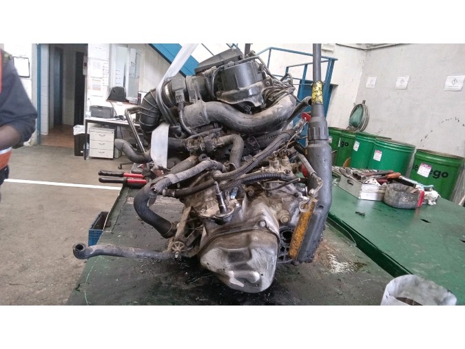 MOTOR CON ACCESORIOS Y CAJA DE CAMBIOS PEUGEOT 206 2007
