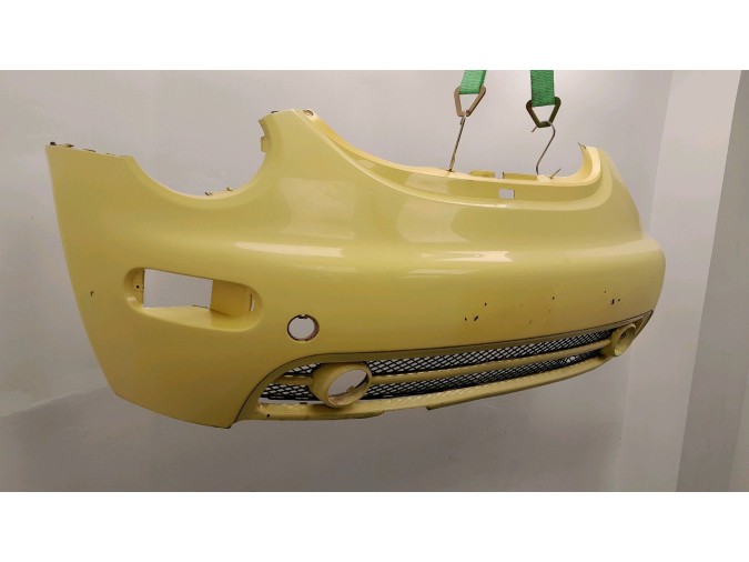 PARACHOQUES DELANTERO VOLKSWAGEN NEW BEETLE AMARILLO 1999
