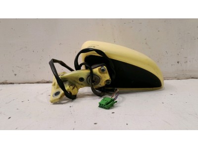 RETROVISOR IZQUIERDO VOLKSWAGEN NEW BEETLE AMARILLO 2001