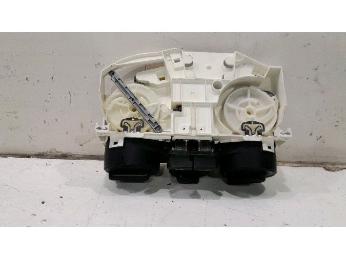 MANDO CLIMATIZACIÓN VOLKSWAGEN NEW BEETLE 2001