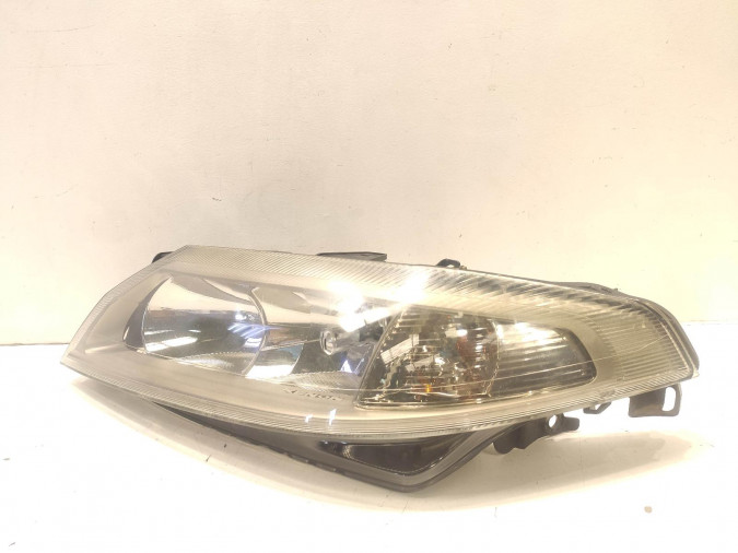 FARO DELANTERO IZQUIERDO RENAULT LAGUNA 2004