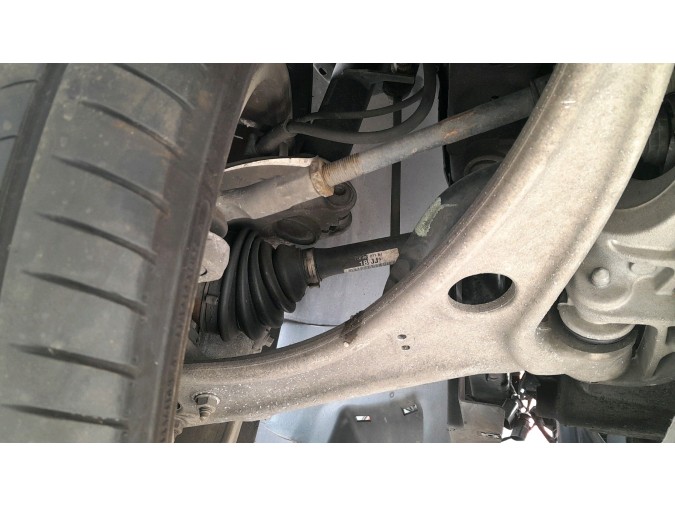 TRANSMISIÓN DELANTERA IZQUIERDA VOLKSWAGEN PASSAT 2008