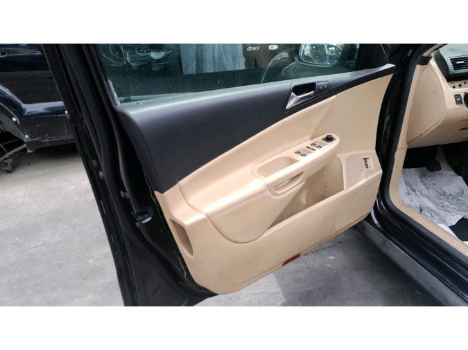 CERRADURA PUERTA TRASERA DERECHA VOLKSWAGEN PASSAT 2008