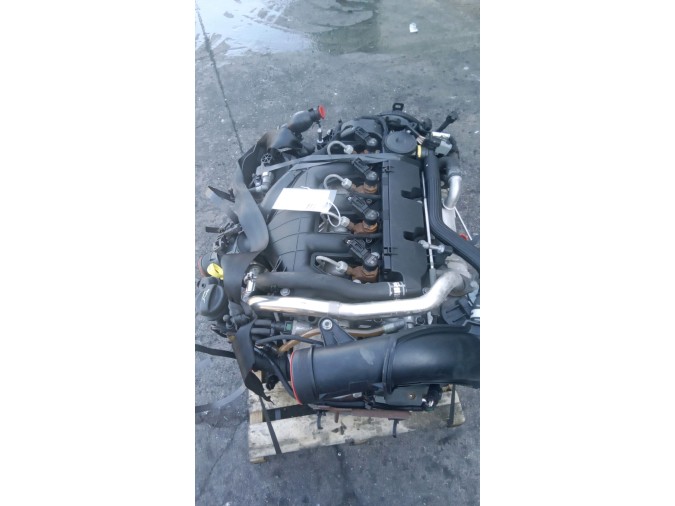 MOTOR CON ACCESORIOS SIN CAJA DE CAMBIOS CITROEN C4 PICASSO 2010