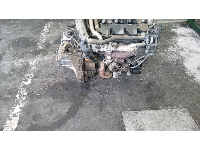 MOTOR CON ACCESORIOS SIN CAJA DE CAMBIOS CITROEN C4 PICASSO 2010