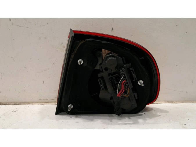 PILOTO TRASERO IZQUIERDO SEAT TOLEDO 2002