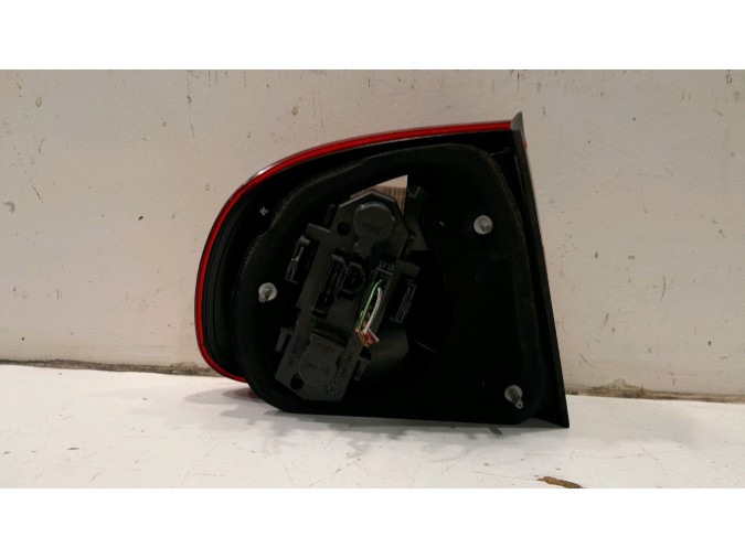 PILOTO TRASERO DERECHO SEAT TOLEDO 2002