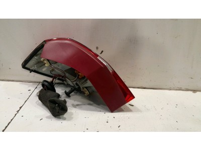 PILOTO TRASERO DERECHO SKODA FABIA 2010