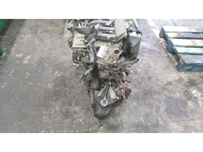 MOTOR CON ACCESORIOS SIN CAJA DE CAMBIOS RENAULT LAGUNA 2001