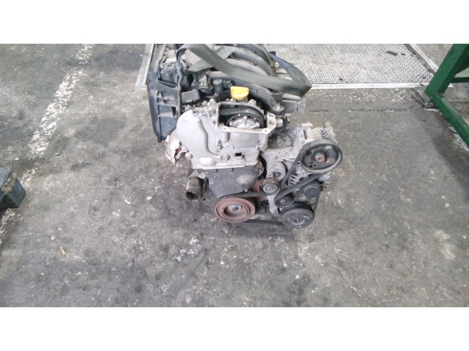 MOTOR CON ACCESORIOS SIN CAJA DE CAMBIOS RENAULT LAGUNA 2001