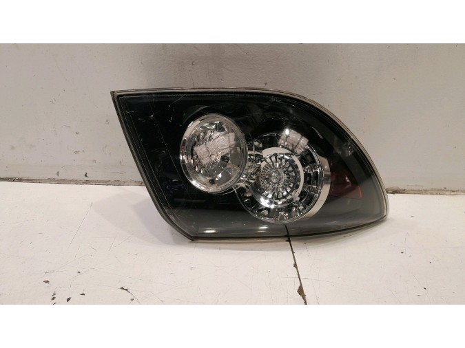 PILOTO TRASERO IZQUIERDO MAZDA 3 38610