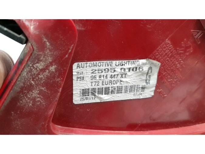 PILOTO TRASERO IZQUIERDO PEUGEOT 308 ROJO 2012