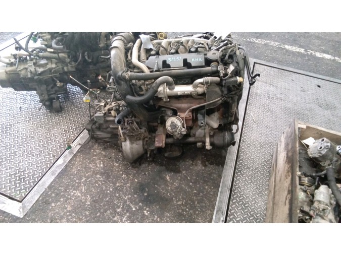 MOTOR CON ACCESORIOS Y CAJA DE CAMBIOS CITROEN C4 2002