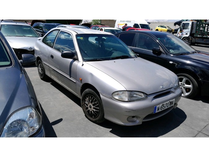 ELEVALUNAS DELANTERO DERECHO HYUNDAI ACCENT 1998