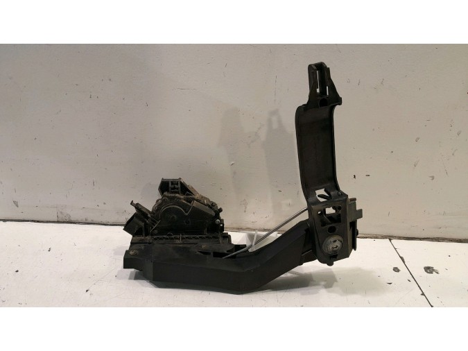 CERRADURA PUERTA DELANTERA IZQUIERDA FORD FOCUS 2004
