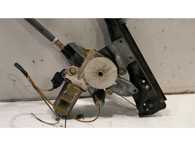 ELEVALUNAS DELANTERO IZQUIERDO FORD FOCUS 2004