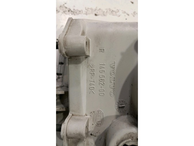 FARO DELANTERO DERECHO VOLVO S40 1999
