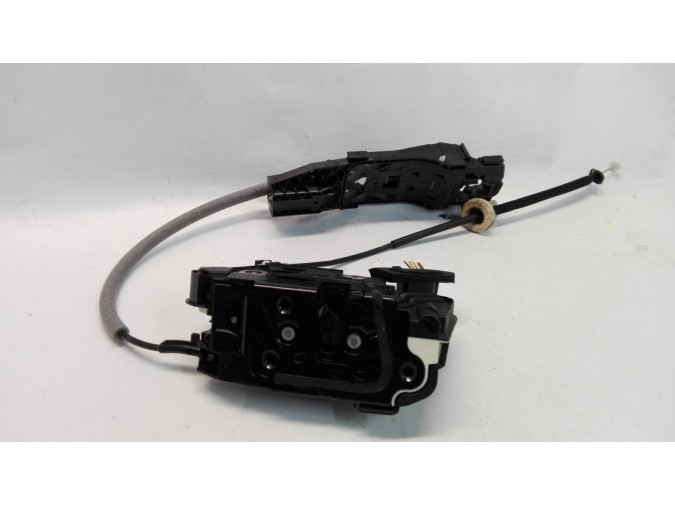 CERRADURA PUERTA DELANTERA DERECHA VOLKSWAGEN GOLF 2011