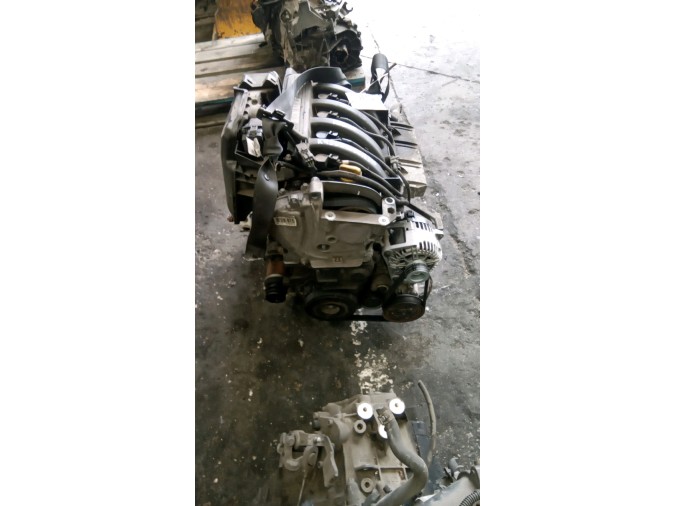 MOTOR CON ACCESORIOS Y CAJA DE CAMBIOS RENAULT SCÉNIC 2007