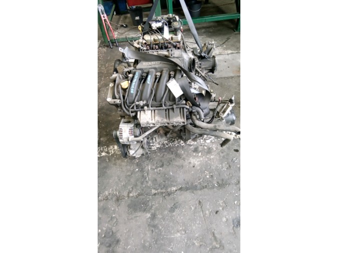 MOTOR CON ACCESORIOS Y CAJA DE CAMBIOS RENAULT SCÉNIC 2007