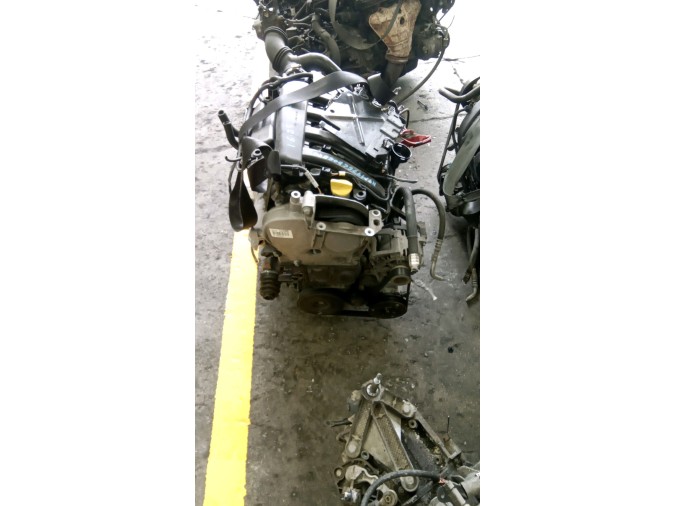 MOTOR CON ACCESORIOS Y CAJA DE CAMBIOS RENAULT SCÉNIC 39801