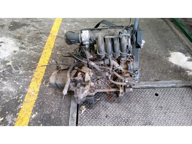 Motor PEUGEOT 307 2001