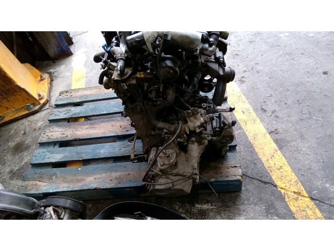 MOTOR CON ACCESORIOS Y CAJA DE CAMBIOS CITROEN XSARA 2003