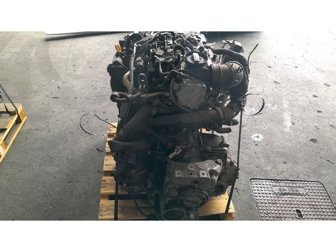 MOTOR CON ACCESORIOS Y CAJA DE CAMBIOS VOLKSWAGEN TIGUAN 42150