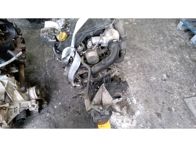 MOTOR CON ACCESORIOS Y CAJA DE CAMBIOS RENAULT SCÉNIC 2002