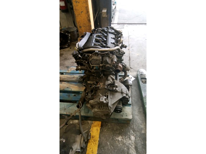 MOTOR CON ACCESORIOS Y CAJA DE CAMBIOS FORD FOCUS C-MAX 2004