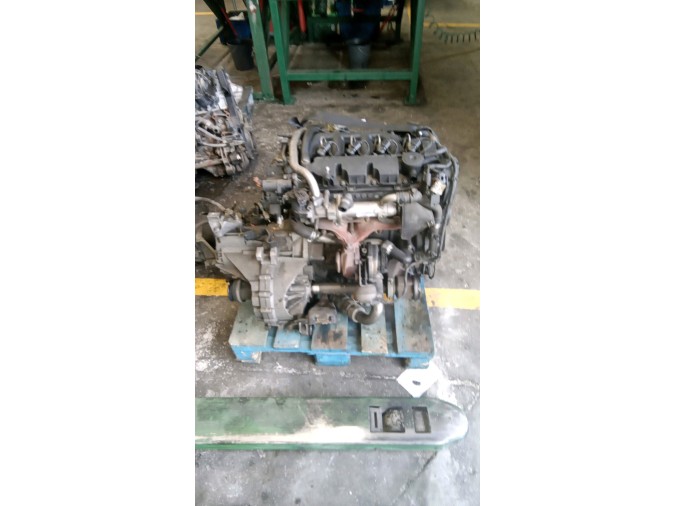 MOTOR CON ACCESORIOS Y CAJA DE CAMBIOS FORD FOCUS C-MAX 2004