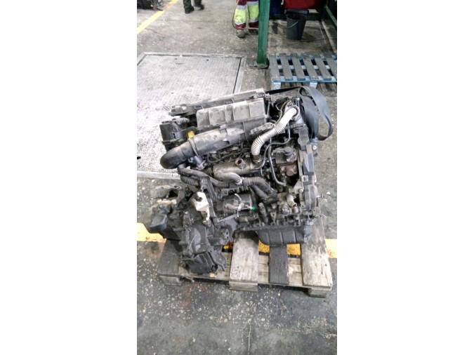 MOTOR CON ACCESORIOS Y CAJA DE CAMBIOS PEUGEOT 207 2006