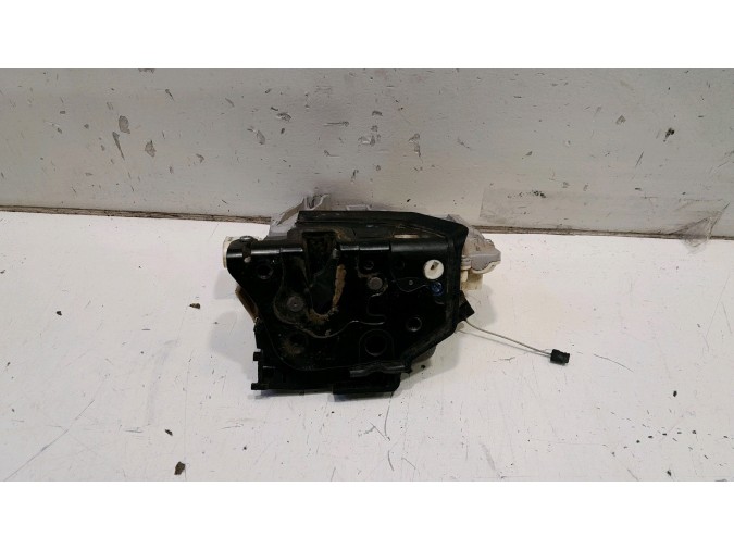 CERRADURA PUERTA DELANTERA DERECHA SEAT ALTEA 2006
