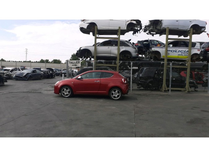 MANGUETA DELANTERA DERECHA ALFA ROMEO MITO 2010
