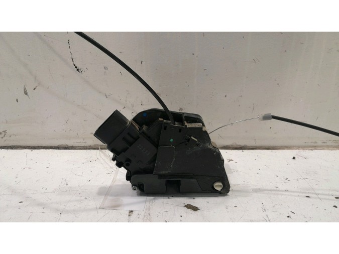 CERRADURA PUERTA TRASERA DERECHA MAZDA 3 2007