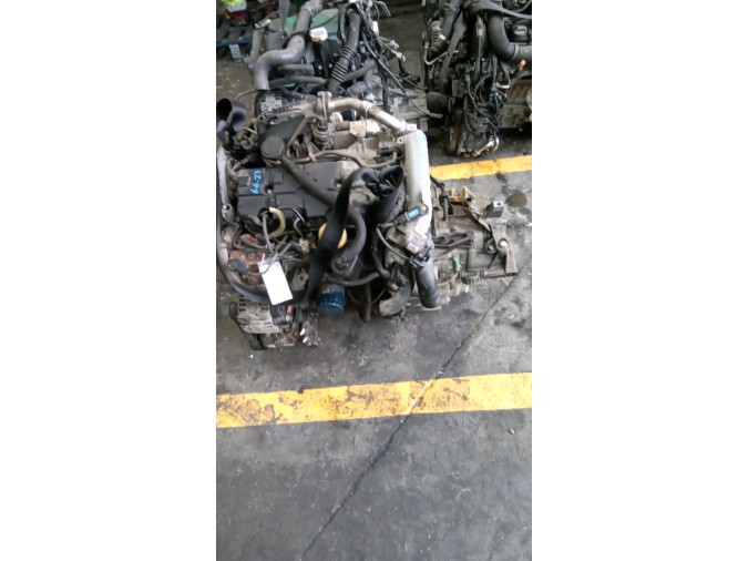 MOTOR CON ACCESORIOS Y CAJA DE CAMBIOS RENAULT MÉGANE 40267