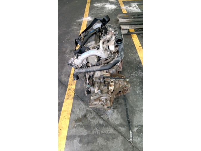 MOTOR CON ACCESORIOS Y CAJA DE CAMBIOS RENAULT MÉGANE 40267